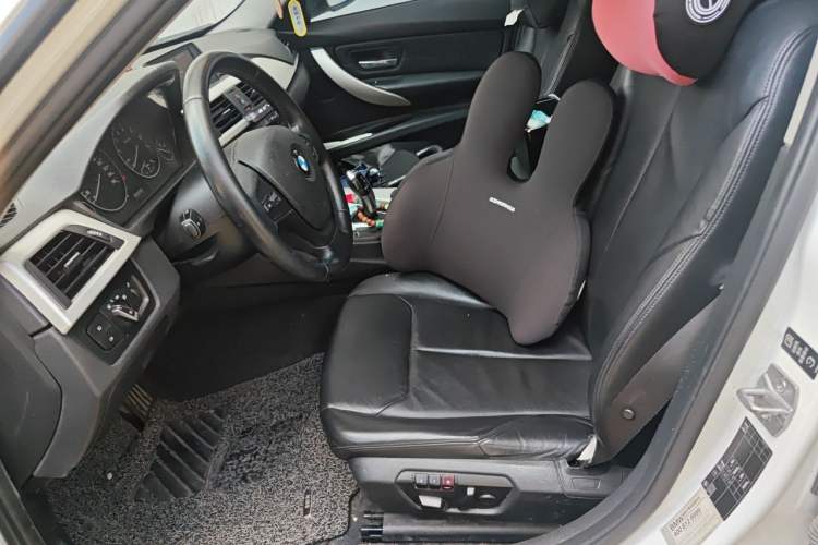 Used BMW 3 Series 2013 320i Sport Edition Left Front Seat