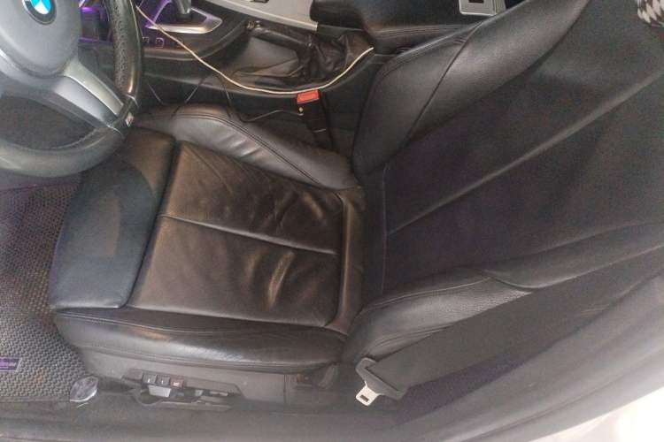Used BMW 3 Series 2013 320i Sport Edition Left Front Seat