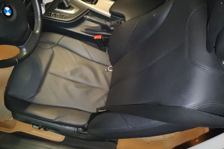 Used BMW 3 Series 2013 320Li Fashion Model Left Front Seat