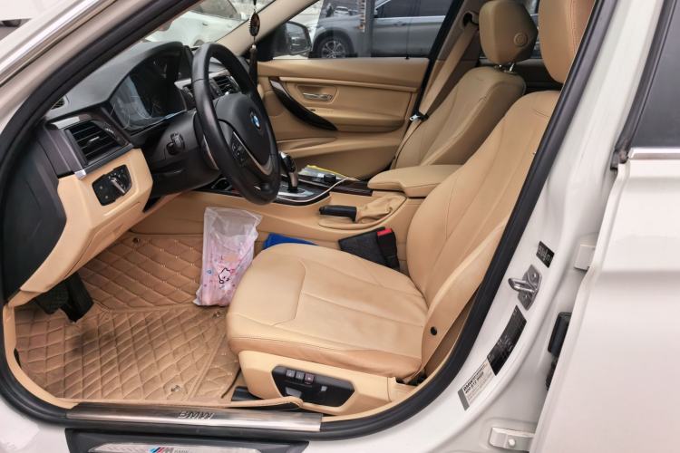 Used BMW 3 Series 2013 320Li Fashion Design Package Left Front Seat