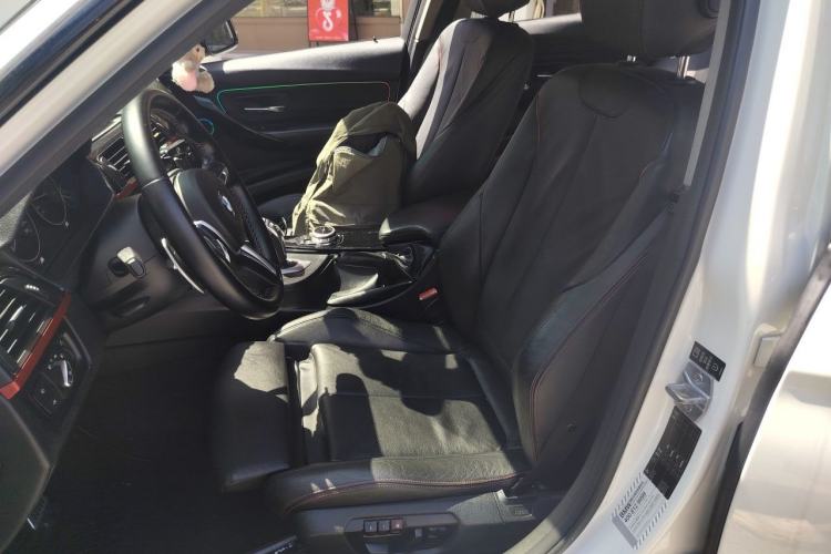 Used BMW 3 Series 2013 Restyled 320i Sport Design Package Left Front Seat