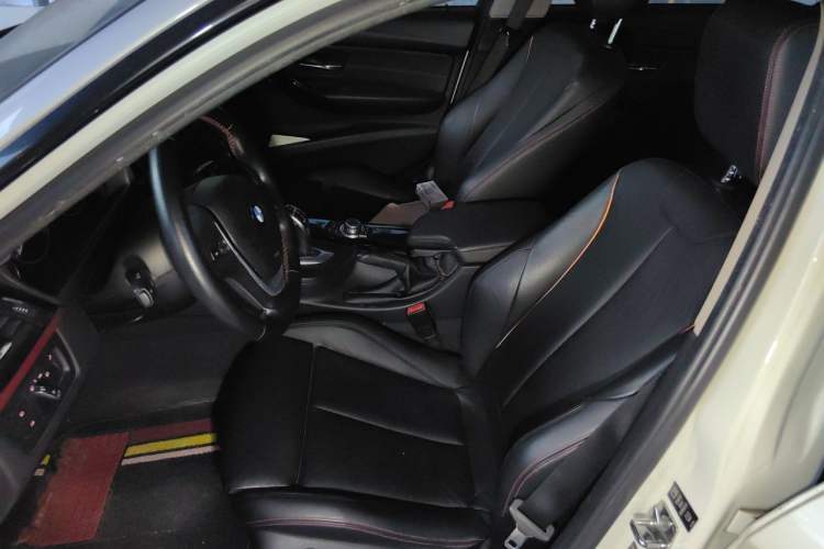 Used BMW 3 Series 2013 320i Sport Design Package Left Front Seat