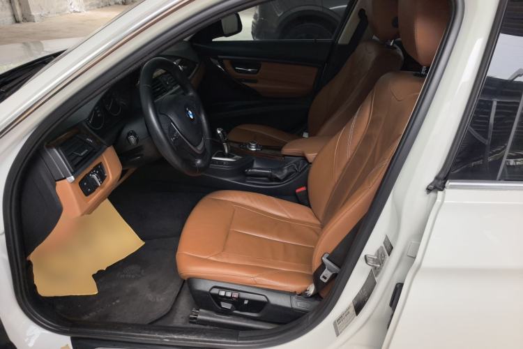 Used BMW 3 Series 2013 320Li Luxury Design Package Left Front Seat