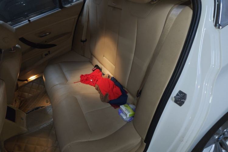 Used BMW 3 Series 2013 320Li Fashion Model Left Rear Seat