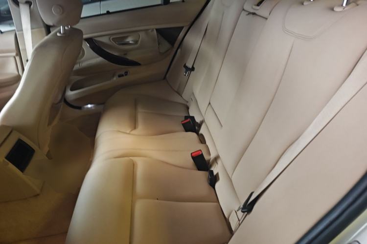 Used BMW 3 Series 2013 320Li Fashion Model Left Rear Seat