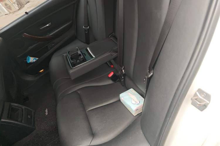 Used BMW 3 Series 2013 Facelifted 320Li Luxury Design Package Left Rear Seat