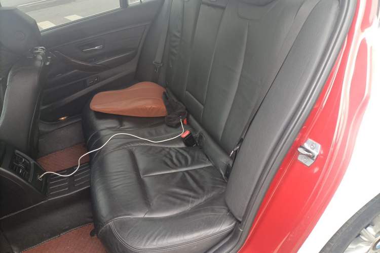 Used BMW 3 Series 2013 320Li Luxury Design Package Left Rear Seat