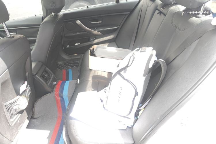 Used BMW 3 Series 2013 320Li Fashion Model Left Rear Seat