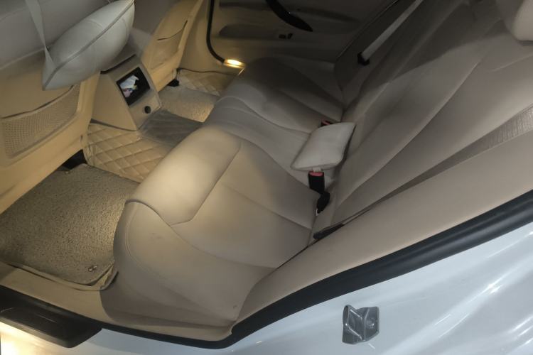 Used BMW 3 Series 2013 320Li Fashion Model Left Rear Seat
