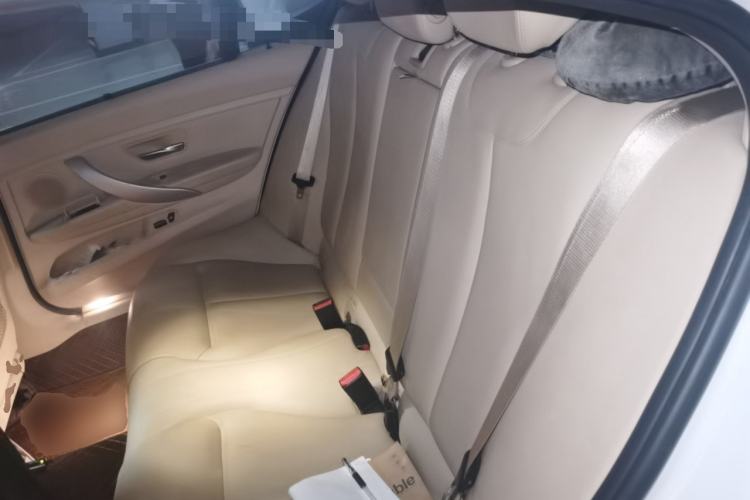 Used BMW 3 Series 2013 320Li Fashion Model Left Rear Seat