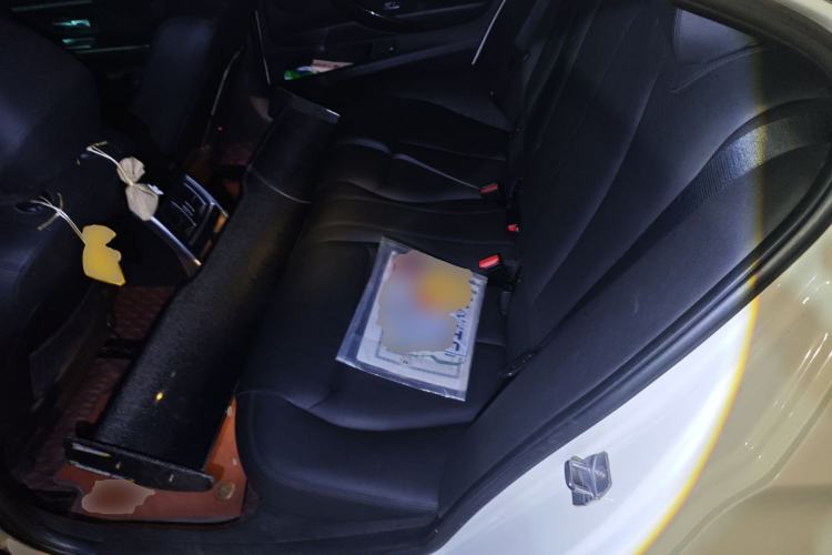 Used BMW 3 Series 2013 320Li Fashion Model Left Rear Seat