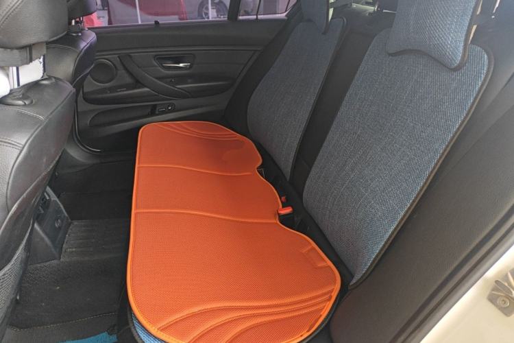 Used BMW 3 Series 2013 328Li Luxury Design Package Left Rear Seat