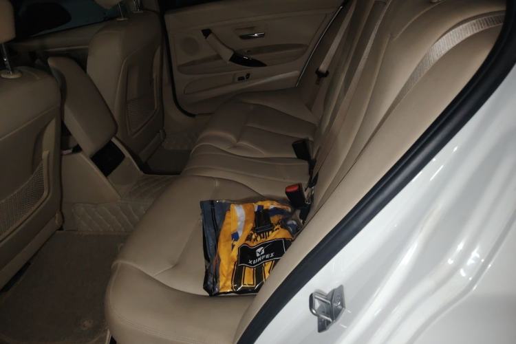 Used BMW 3 Series 2013 320Li Fashion Model Left Rear Seat
