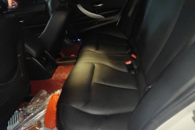 Used BMW 3 Series 2013 320Li Fashion Model Left Rear Seat