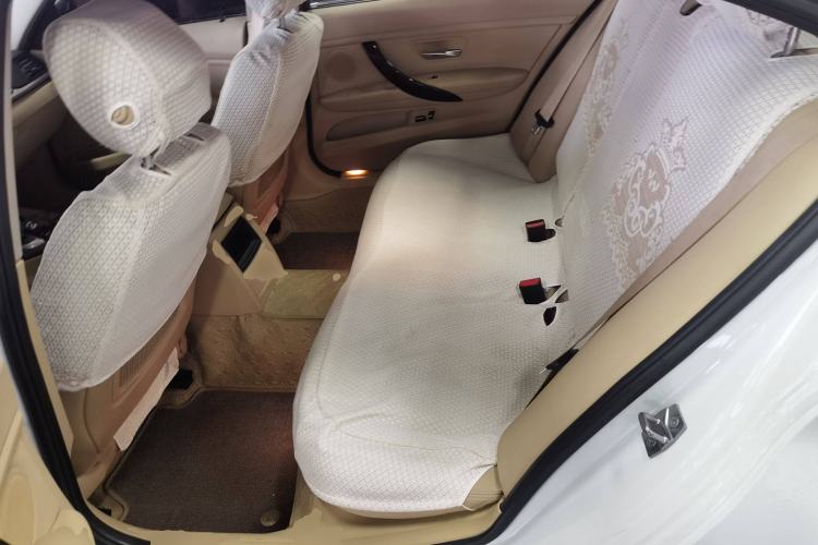 Used BMW 3 Series 2013 320Li Fashion Model Left Rear Seat