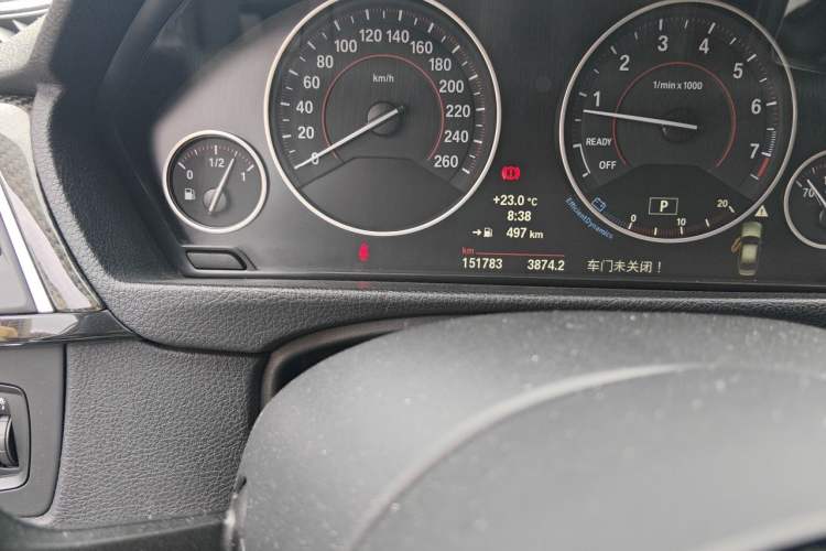 Used BMW 3 Series 2013 Restyled 320i Sport Design Package Odometer Close Up