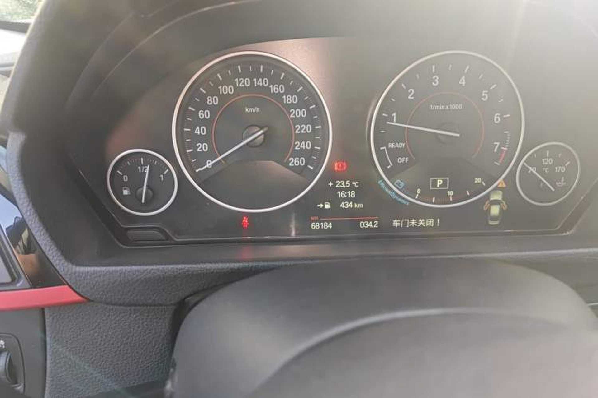 Used BMW 3 Series 2013 Facelifted 328i Sport Design Package Odometer Close Up
