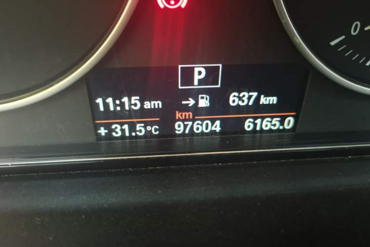 Used BMW 3 Series 2013 316i Active Edition Odometer Close Up