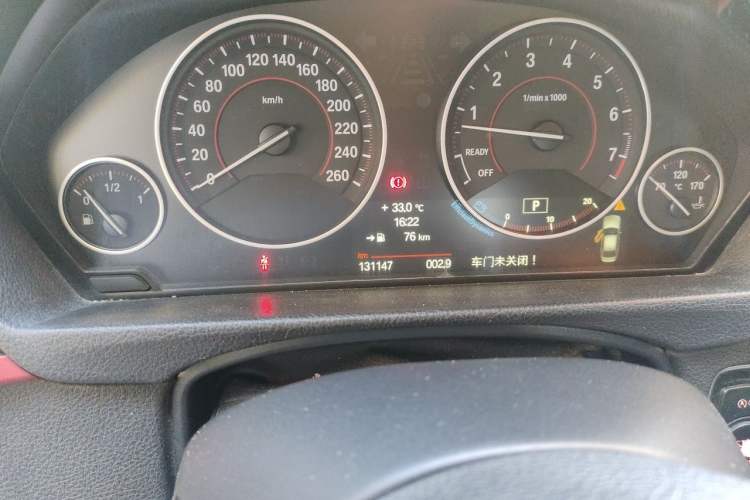 Used BMW 3 Series 2013 Restyled 320i Sport Design Package Odometer Close Up