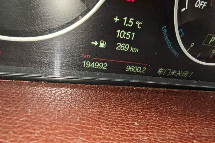 Used BMW 3 Series 2013 Restyled 320i Sport Design Package Odometer Close Up