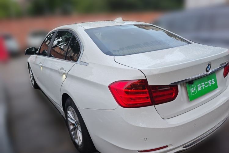 Used BMW 3 Series 2013 320i Sport Edition Rear Left 45 Deg