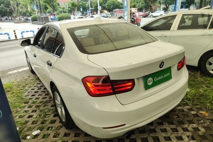 Used BMW 3 Series 2013 320i Sport Edition Rear Left 45 Deg