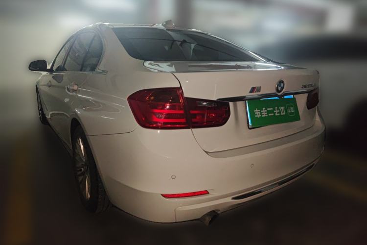 Used BMW 3 Series 2013 Facelift 320Li Fashion Design Package Rear Left 45 Deg