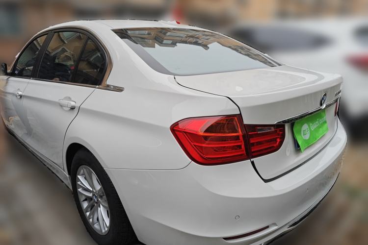 Used BMW 3 Series 2013 320Li Fashion Design Package Rear Left 45 Deg