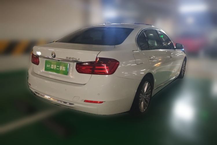Used BMW 3 Series 2013 Facelift 320Li Fashion Design Package Rear Right 45 Deg