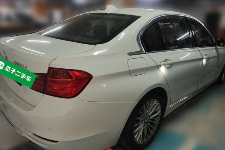 Used BMW 3 Series 2013 320Li Luxury Design Package Rear Right 45 Deg