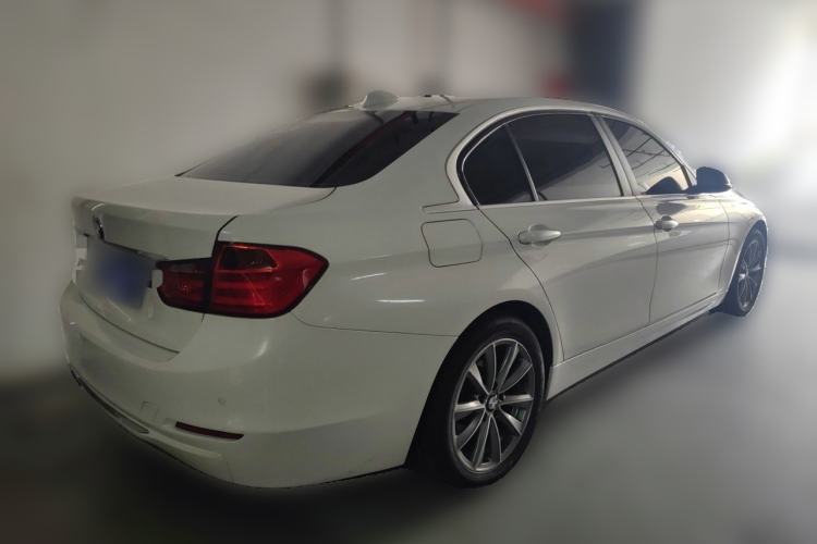 Used BMW 3 Series 2013 320Li Fashion Model Rear Right 45 Deg