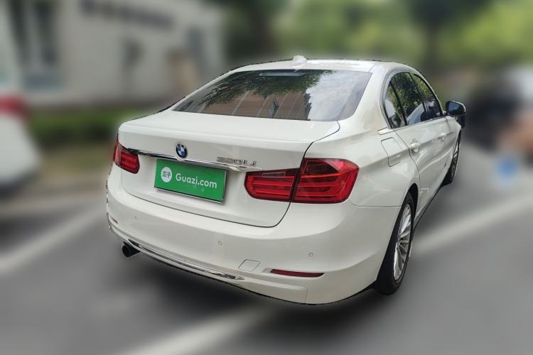 Used BMW 3 Series 2013 320Li Luxury Design Package Rear Right 45 Deg
