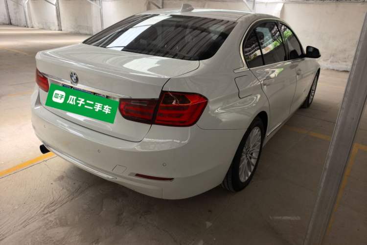 Used BMW 3 Series 2013 320Li Luxury Design Package Rear Right 45 Deg