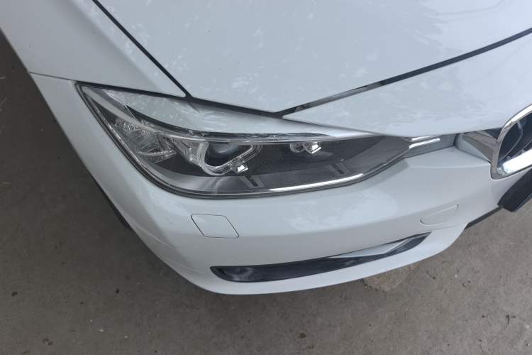 Used BMW 3 Series 2013 Restyled 320i Sport Design Package Right Front Headlight