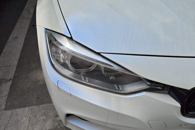 Used BMW 3 Series 2013 Facelifted 328i Sport Design Package Right Front Headlight