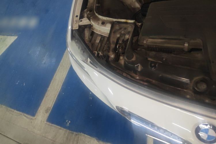 Used BMW 3 Series 2013 320i Sport Edition Right Front Headlight