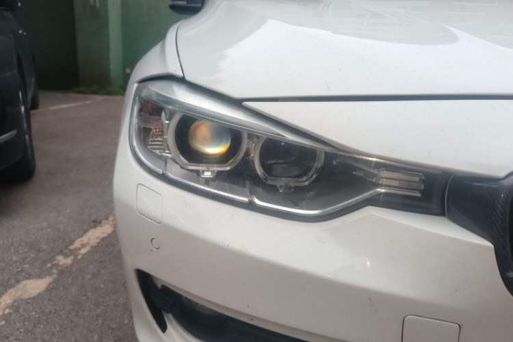 Used BMW 3 Series 2013 328Li Luxury Design Package Right Front Headlight