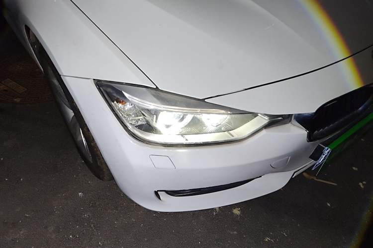 Used BMW 3 Series 2013 320i Sport Edition Right Front Headlight