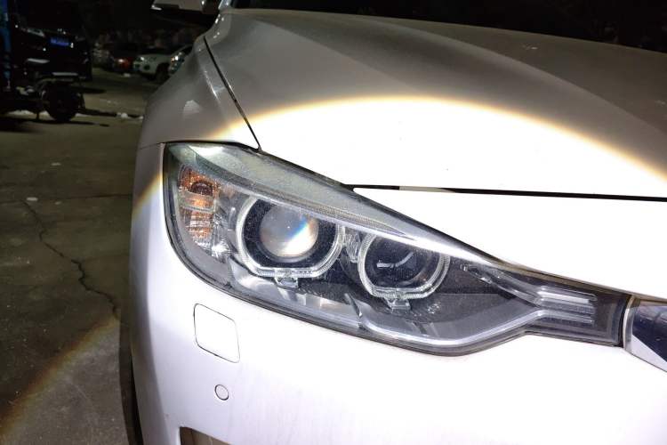 Used BMW 3 Series 2013 320Li Fashion Model Right Front Headlight