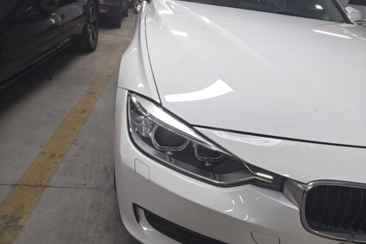 Used BMW 3 Series 2013 320i Sport Edition Right Front Headlight