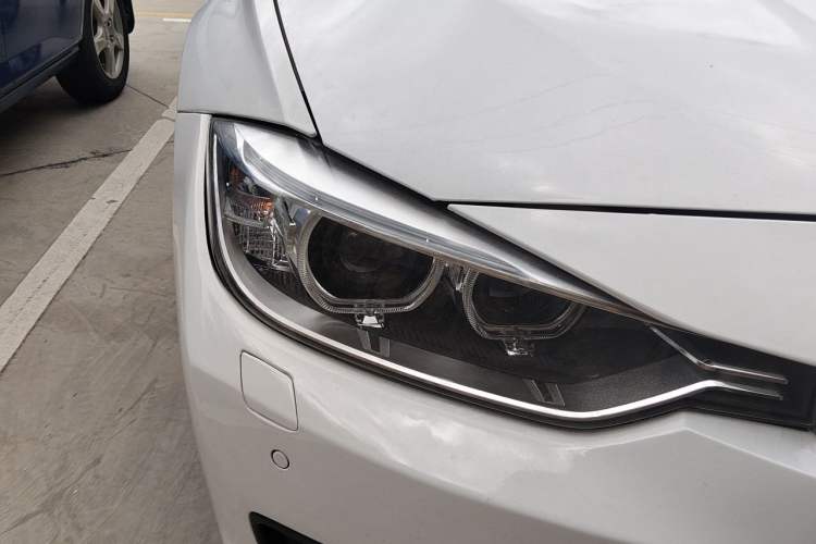 Used BMW 3 Series 2013 328i Sport Design Package Right Front Headlight