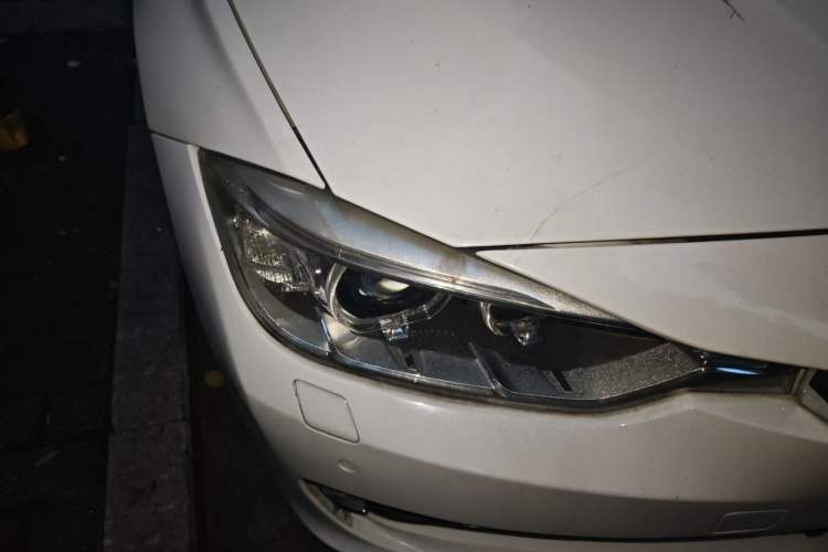 Used BMW 3 Series 2013 320Li Fashion Model Right Front Headlight