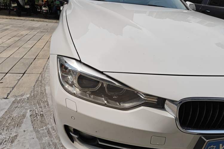 Used BMW 3 Series 2013 320Li Fashion Model Right Front Headlight