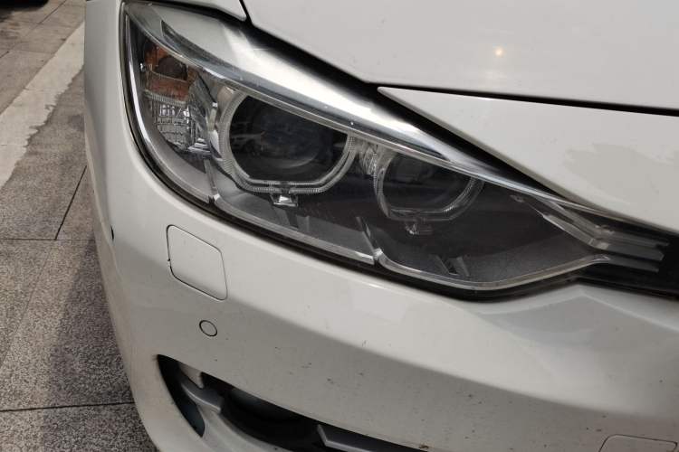 Used BMW 3 Series 2013 320Li Fashion Design Package Right Front Headlight
