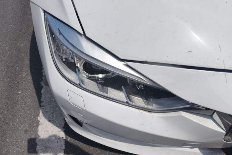 Used BMW 3 Series 2013 Facelifted 320Li Luxury Design Package Right Front Headlight