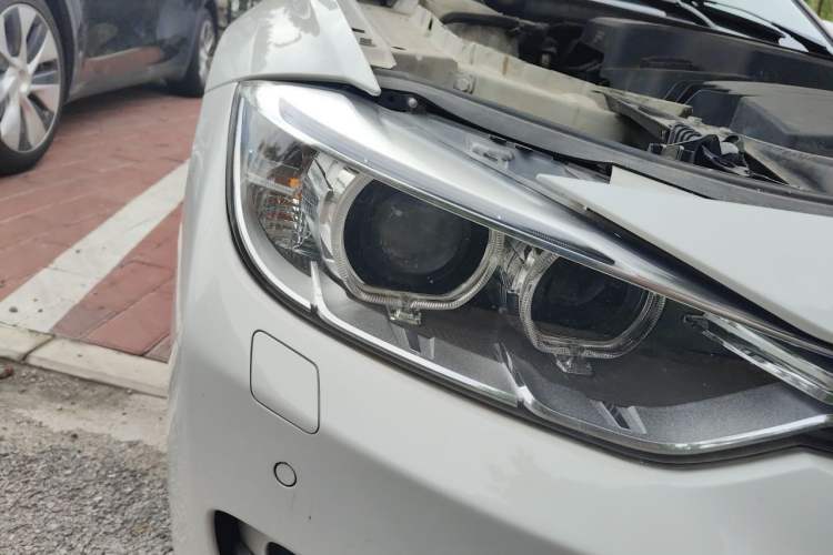 Used BMW 3 Series 2013 320Li Fashion Model Right Front Headlight
