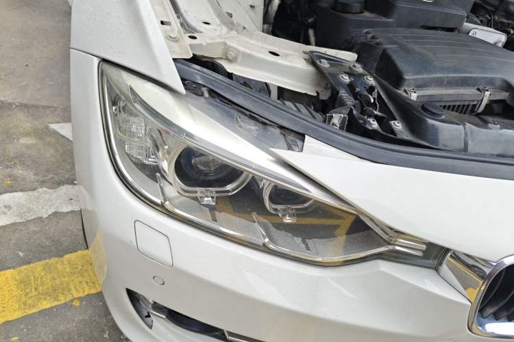 Used BMW 3 Series 2013 320Li Fashion Model Right Front Headlight
