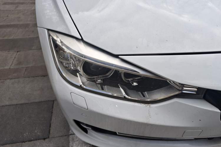 Used BMW 3 Series 2013 320i Sport Edition Right Front Headlight