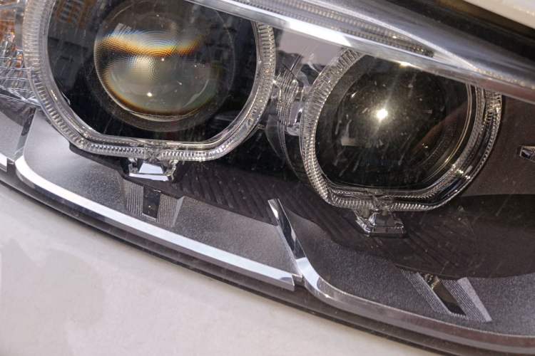 Used BMW 3 Series 2013 Facelift 320Li Fashion Design Package Right Front Headlight