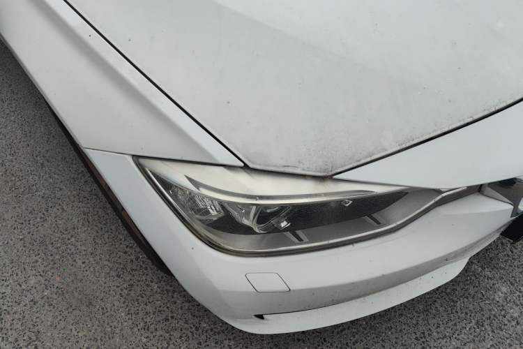Used BMW 3 Series 2013 320i Sport Edition Right Front Headlight